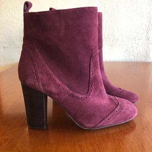 Tommy Hilfiger suede boots